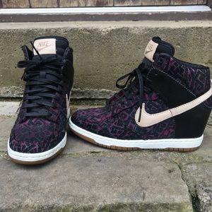 Women’s Nike Sky Hi Dunk PRM